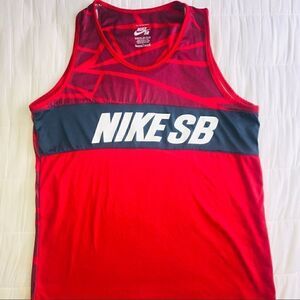Nike boys athletic tank top size L